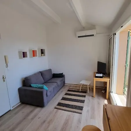Cosy With Beautiful Sea View Bandol